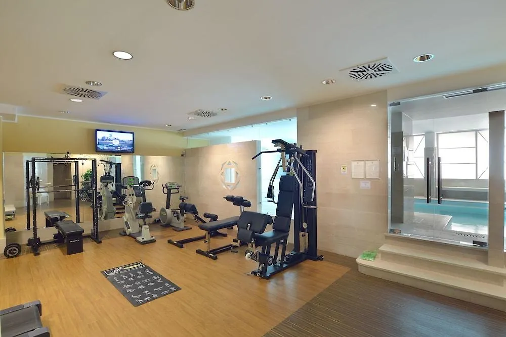 **** מלון פרוג'ה Sangallo Palace איטליה