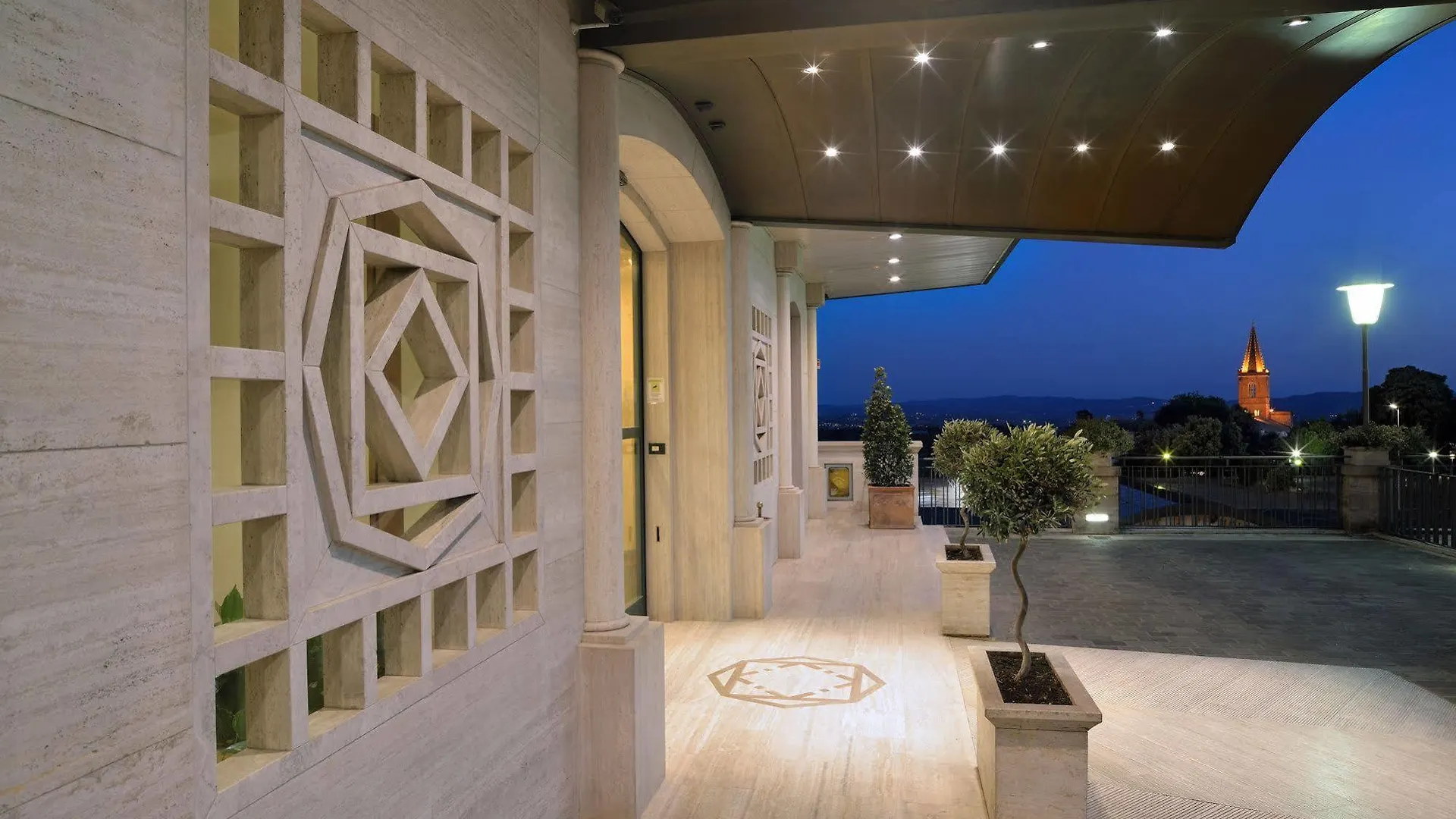Sangallo Palace Perugia 4*,