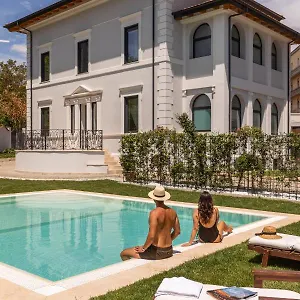 Livia Valeria Palace , ローマ イタリア